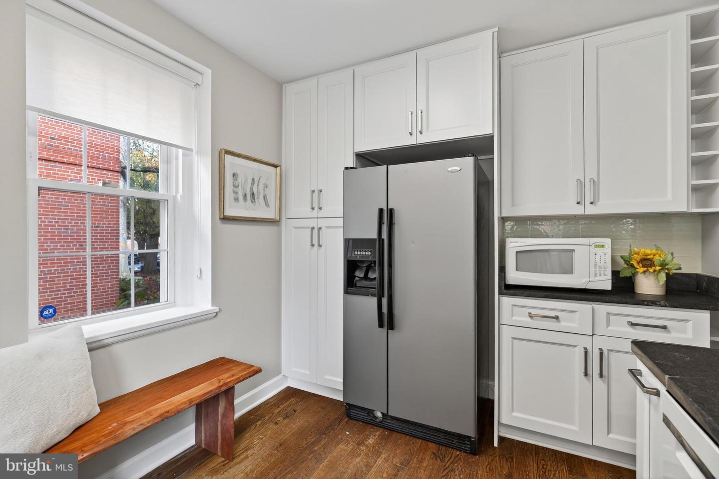 2942 S COLUMBUS ST #A2, ARLINGTON, Virginia 22206, 2 Bedrooms Bedrooms, ,2 BathroomsBathrooms,Residential,For sale,2942 S COLUMBUS ST #A2,VAAX2051268 MLS # VAAX2051268