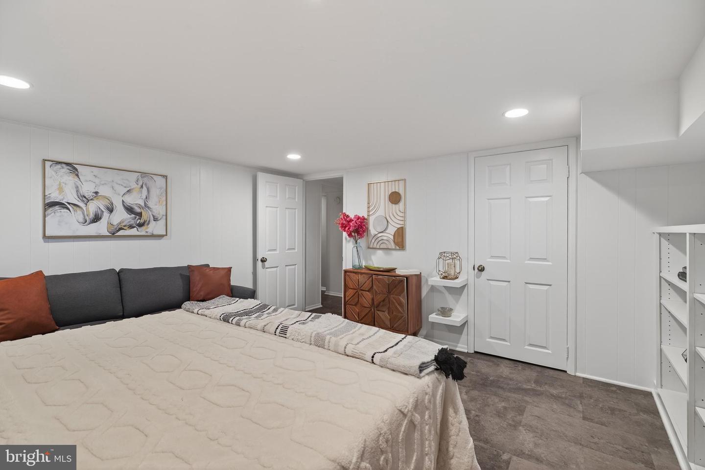 2942 S COLUMBUS ST #A2, ARLINGTON, Virginia 22206, 2 Bedrooms Bedrooms, ,2 BathroomsBathrooms,Residential,For sale,2942 S COLUMBUS ST #A2,VAAX2051268 MLS # VAAX2051268