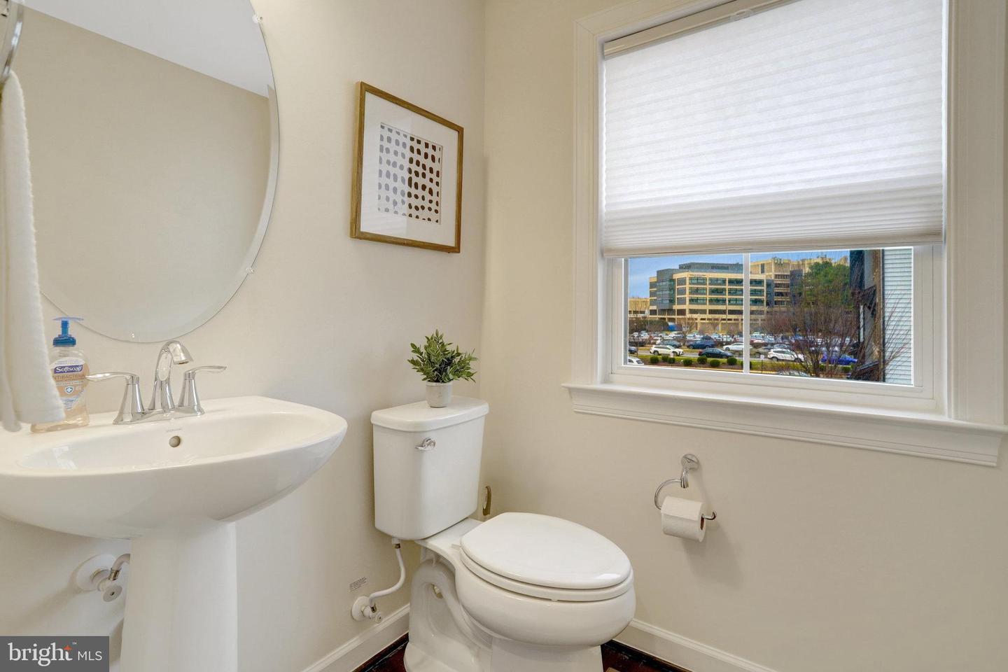 2535 JAMES DAVID WAY, ALEXANDRIA, Virginia 22306, 3 Bedrooms Bedrooms, ,3 BathroomsBathrooms,Residential,For sale,2535 JAMES DAVID WAY,VAFX2280628 MLS # VAFX2280628