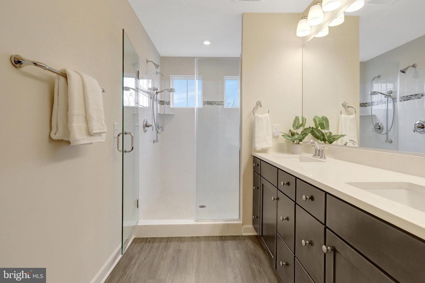 2535 JAMES DAVID WAY, ALEXANDRIA, Virginia 22306, 3 Bedrooms Bedrooms, ,3 BathroomsBathrooms,Residential,For sale,2535 JAMES DAVID WAY,VAFX2280628 MLS # VAFX2280628