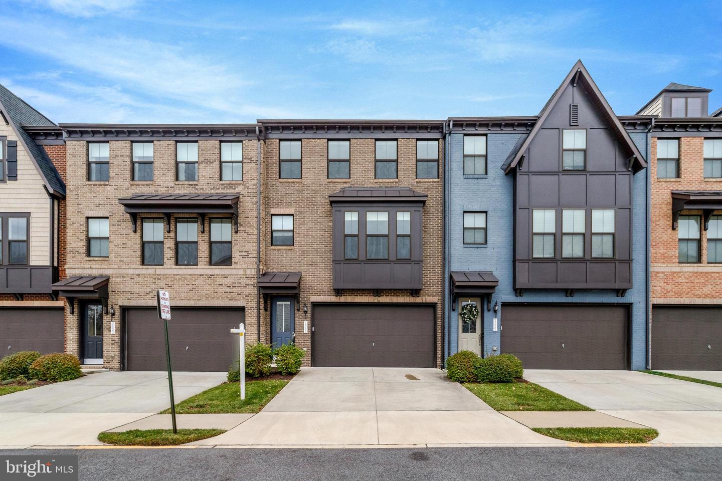 2535 JAMES DAVID WAY, ALEXANDRIA, Virginia 22306, 3 Bedrooms Bedrooms, ,3 BathroomsBathrooms,Residential,For sale,2535 JAMES DAVID WAY,VAFX2280628 MLS # VAFX2280628