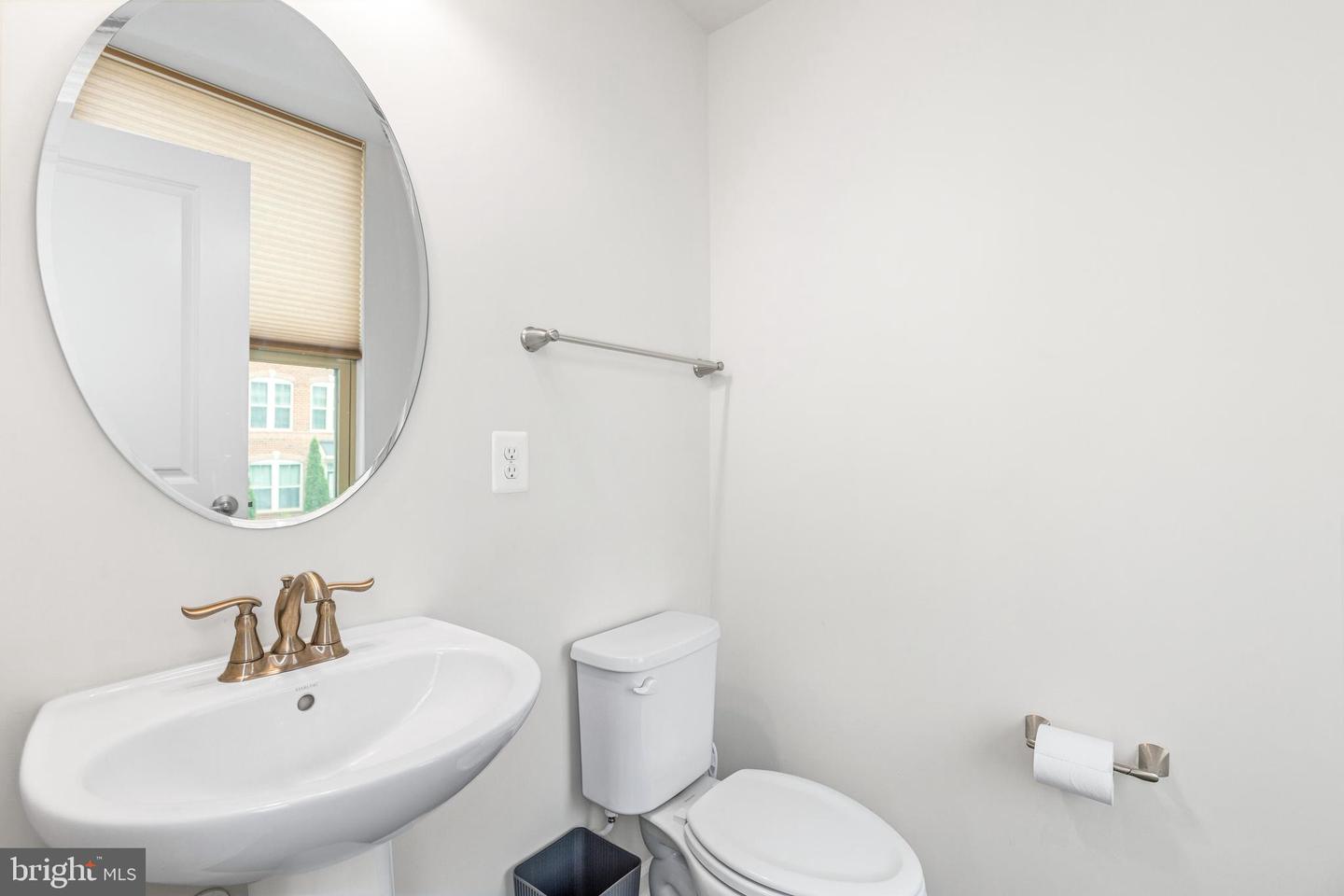 3629 JAMISON ST NE, WASHINGTON, District Of Columbia 20018, 4 Bedrooms Bedrooms, ,4 BathroomsBathrooms,Residential,For sale,3629 JAMISON ST NE,DCDC2233654 MLS # DCDC2233654