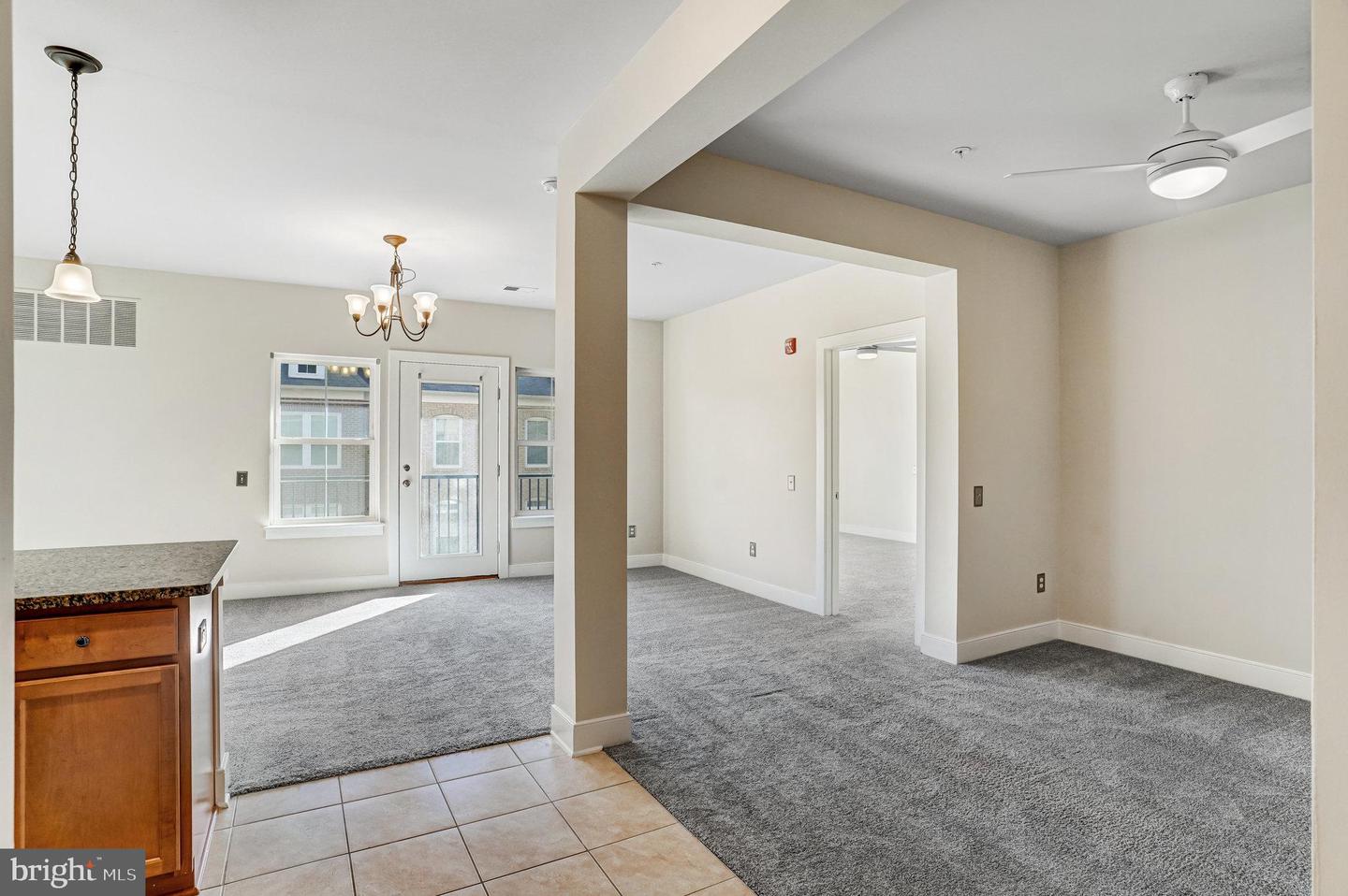 9523 BASTILLE ST #207, FAIRFAX, Virginia 22031, 2 Bedrooms Bedrooms, ,2 BathroomsBathrooms,Residential,For sale,9523 BASTILLE ST #207,VAFX2281368 MLS # VAFX2281368