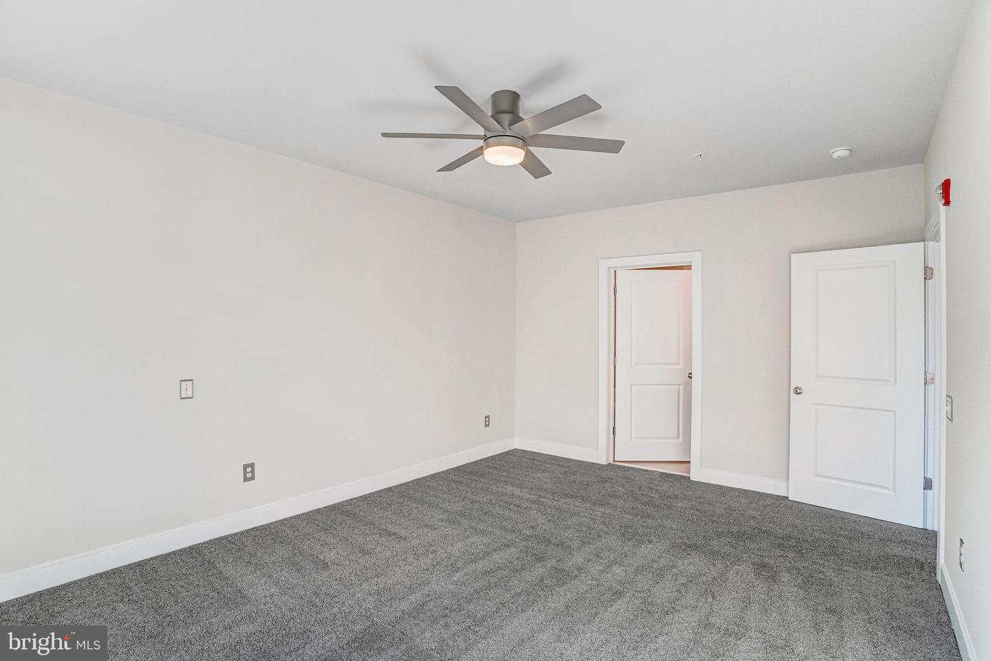 9523 BASTILLE ST #207, FAIRFAX, Virginia 22031, 2 Bedrooms Bedrooms, ,2 BathroomsBathrooms,Residential,For sale,9523 BASTILLE ST #207,VAFX2281368 MLS # VAFX2281368