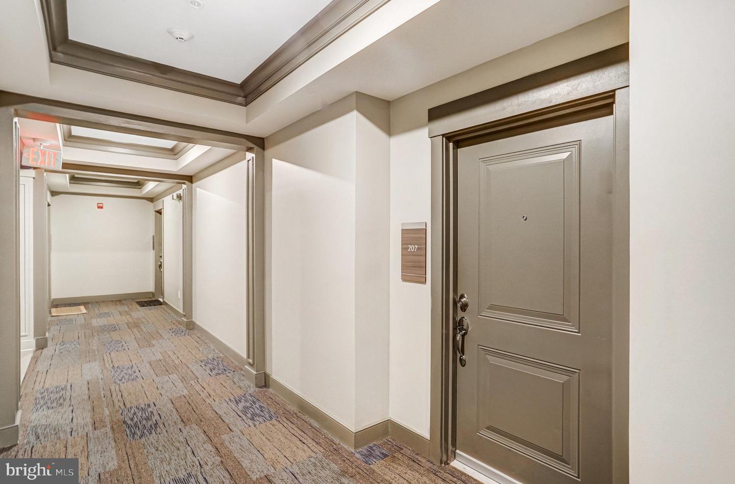 9523 BASTILLE ST #207, FAIRFAX, Virginia 22031, 2 Bedrooms Bedrooms, ,2 BathroomsBathrooms,Residential,For sale,9523 BASTILLE ST #207,VAFX2281368 MLS # VAFX2281368