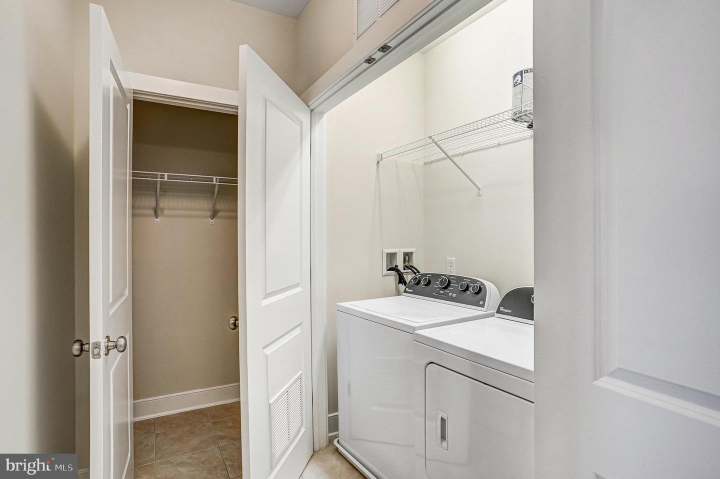 9523 BASTILLE ST #207, FAIRFAX, Virginia 22031, 2 Bedrooms Bedrooms, ,2 BathroomsBathrooms,Residential,For sale,9523 BASTILLE ST #207,VAFX2281368 MLS # VAFX2281368