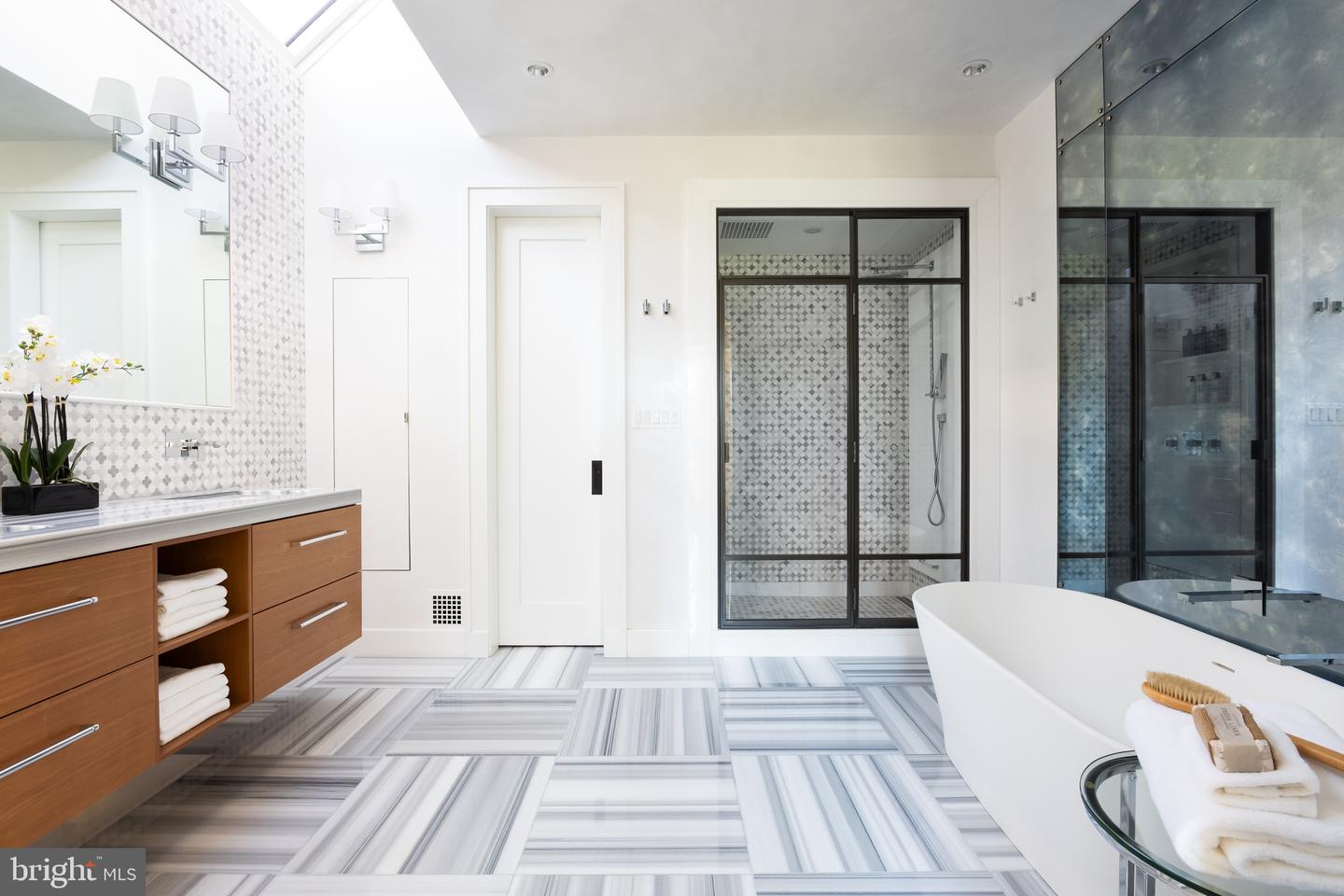 5431 POTOMAC AVE NW, WASHINGTON, District Of Columbia 20016, 5 Bedrooms Bedrooms, ,4 BathroomsBathrooms,Residential,For sale,5431 POTOMAC AVE NW,DCDC2234544 MLS # DCDC2234544 5431 POTOMAC AVE NW, WASHINGTON, District Of Columbia 20016, 5 Bedrooms Bedrooms, ,4 BathroomsBathrooms,Residential,For sale,5431 POTOMAC AVE NW,DCDC2234544 MLS # DCDC2234544