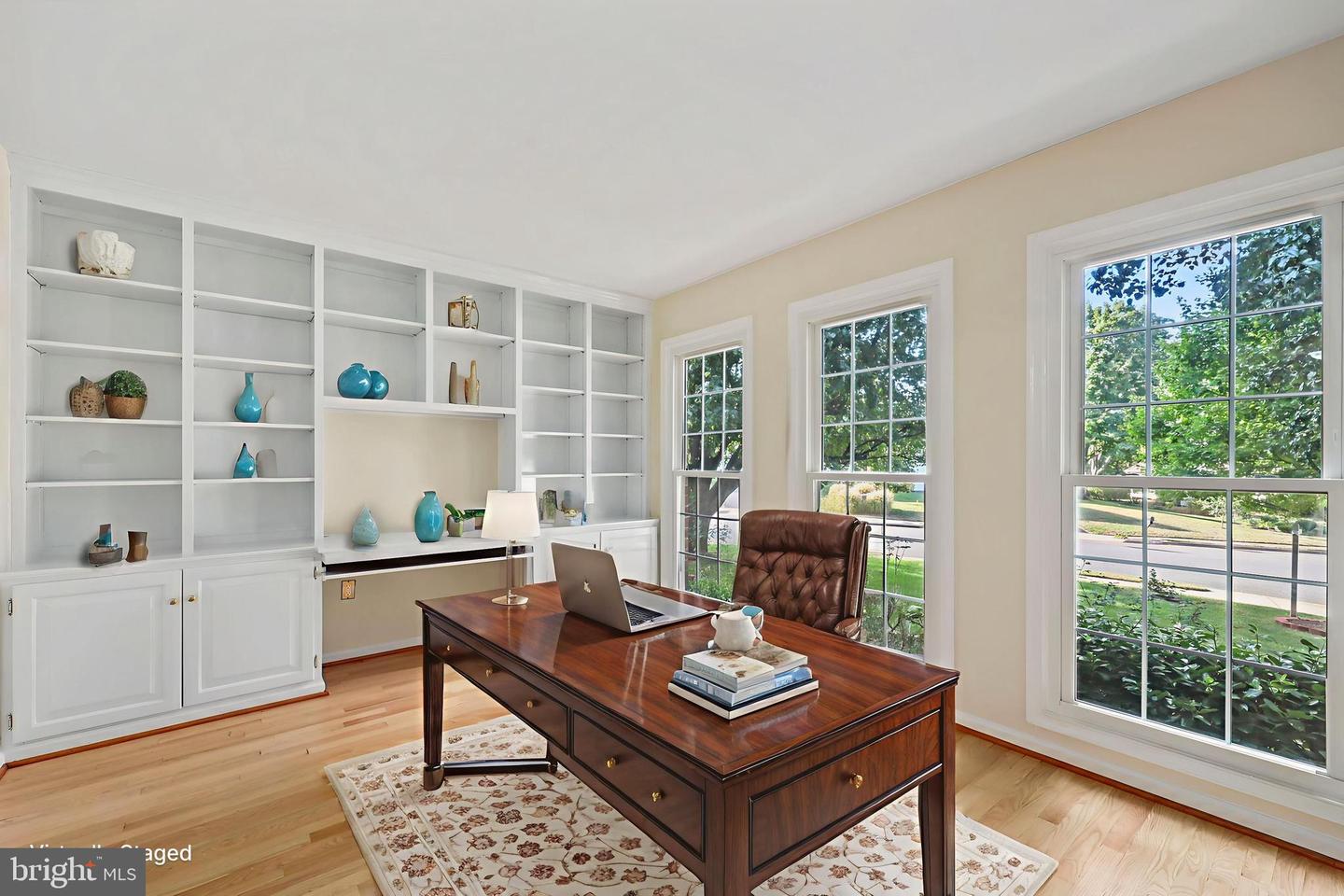 15313 SURREY HOUSE WAY, CENTREVILLE, Virginia 20120, 5 Bedrooms Bedrooms, ,4 BathroomsBathrooms,Residential,For sale,15313 SURREY HOUSE WAY,VAFX2282372 MLS # VAFX2282372