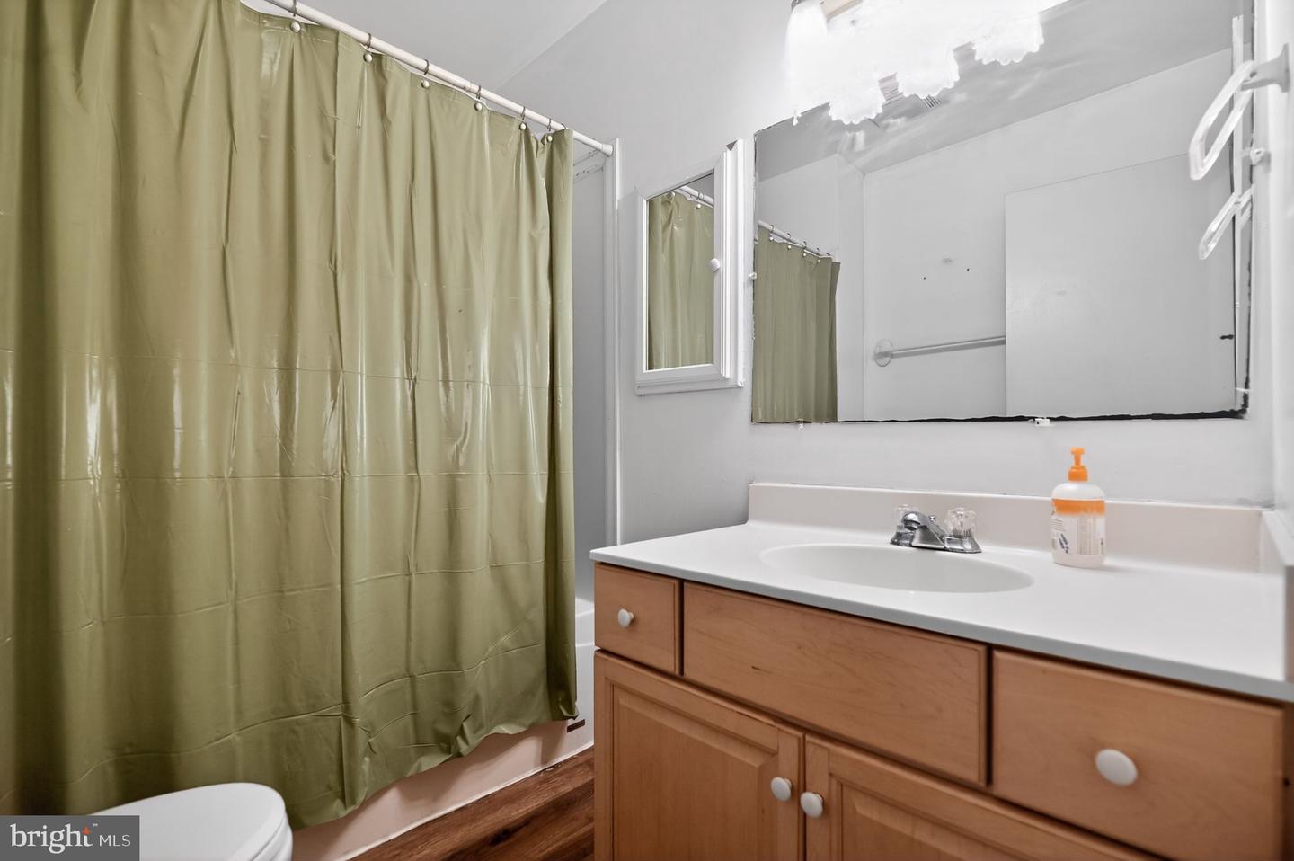 6226 GWENDOLYN DR, MANASSAS, Virginia 20112, 5 Bedrooms Bedrooms, ,3 BathroomsBathrooms,Residential,For sale,6226 GWENDOLYN DR,VAPW2109394 MLS # VAPW2109394