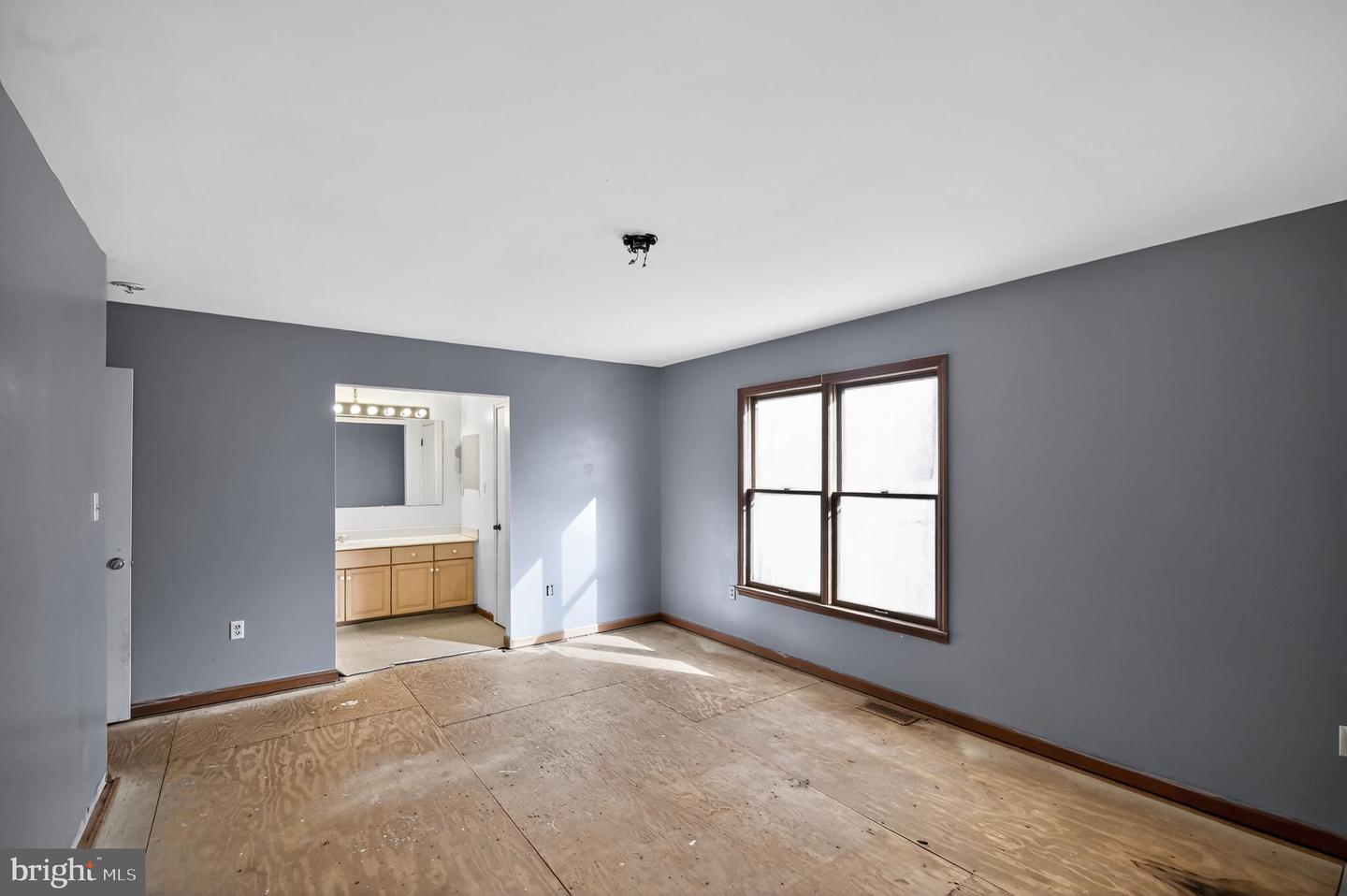 6226 GWENDOLYN DR, MANASSAS, Virginia 20112, 5 Bedrooms Bedrooms, ,3 BathroomsBathrooms,Residential,For sale,6226 GWENDOLYN DR,VAPW2109394 MLS # VAPW2109394