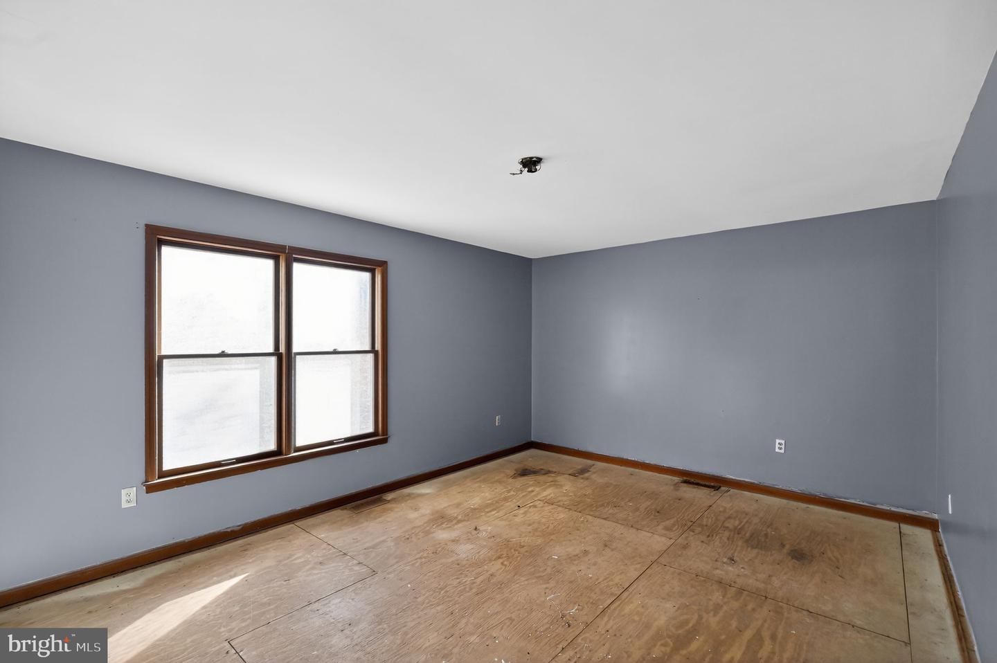 6226 GWENDOLYN DR, MANASSAS, Virginia 20112, 5 Bedrooms Bedrooms, ,3 BathroomsBathrooms,Residential,For sale,6226 GWENDOLYN DR,VAPW2109394 MLS # VAPW2109394