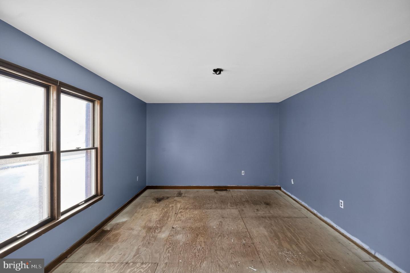 6226 GWENDOLYN DR, MANASSAS, Virginia 20112, 5 Bedrooms Bedrooms, ,3 BathroomsBathrooms,Residential,For sale,6226 GWENDOLYN DR,VAPW2109394 MLS # VAPW2109394