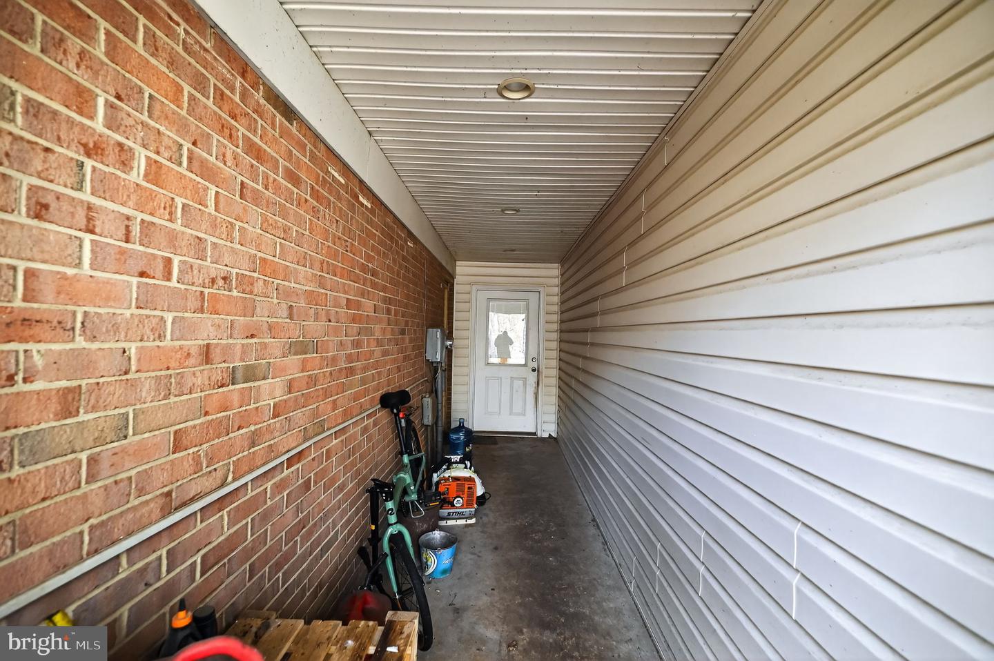 6226 GWENDOLYN DR, MANASSAS, Virginia 20112, 5 Bedrooms Bedrooms, ,3 BathroomsBathrooms,Residential,For sale,6226 GWENDOLYN DR,VAPW2109394 MLS # VAPW2109394