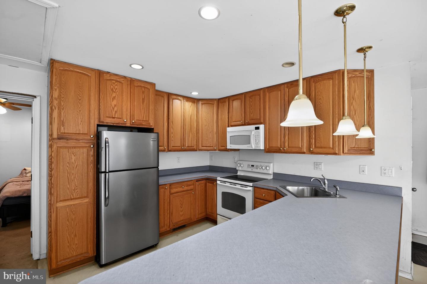 6226 GWENDOLYN DR, MANASSAS, Virginia 20112, 5 Bedrooms Bedrooms, ,3 BathroomsBathrooms,Residential,For sale,6226 GWENDOLYN DR,VAPW2109394 MLS # VAPW2109394