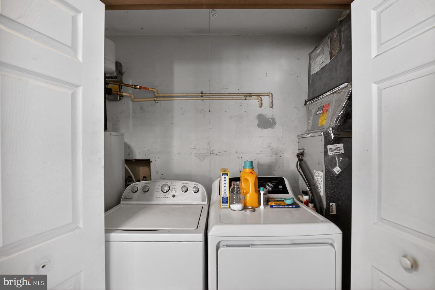 6226 GWENDOLYN DR, MANASSAS, Virginia 20112, 5 Bedrooms Bedrooms, ,3 BathroomsBathrooms,Residential,For sale,6226 GWENDOLYN DR,VAPW2109394 MLS # VAPW2109394