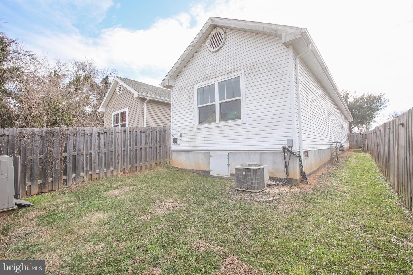 323 TYLER ST, FREDERICKSBURG, Virginia 22401, 3 Bedrooms Bedrooms, ,2 BathroomsBathrooms,Residential,For sale,323 TYLER ST,VAFB2009454 MLS # VAFB2009454 323 TYLER ST, FREDERICKSBURG, Virginia 22401, 3 Bedrooms Bedrooms, ,2 BathroomsBathrooms,Residential,For sale,323 TYLER ST,VAFB2009454 MLS # VAFB2009454