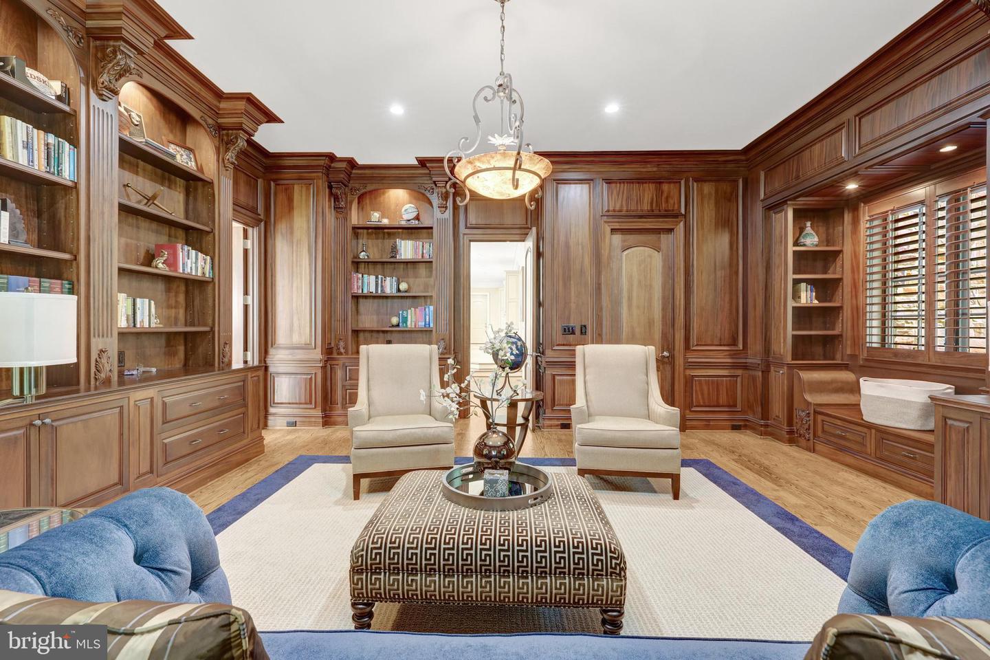 1239 DALEVIEW DR, MCLEAN, Virginia 22102, 5 Bedrooms Bedrooms, ,6 BathroomsBathrooms,Residential,For sale,1239 DALEVIEW DR,VAFX2283404 MLS # VAFX2283404