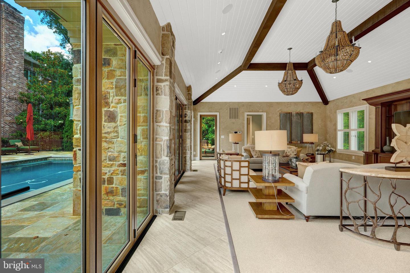 1239 DALEVIEW DR, MCLEAN, Virginia 22102, 5 Bedrooms Bedrooms, ,6 BathroomsBathrooms,Residential,For sale,1239 DALEVIEW DR,VAFX2283404 MLS # VAFX2283404