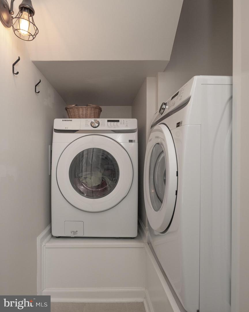 4301 LAUREL RD, ALEXANDRIA, Virginia 22309, 4 Bedrooms Bedrooms, ,2 BathroomsBathrooms,Residential,For sale,4301 LAUREL RD,VAFX2283742 MLS # VAFX2283742