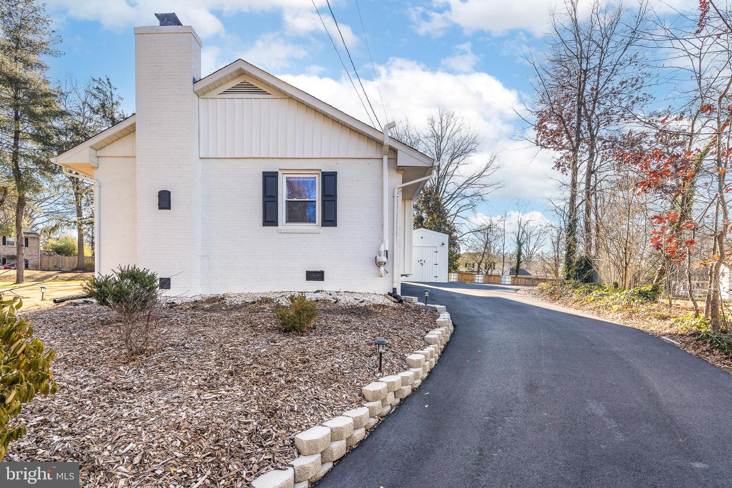 4301 LAUREL RD, ALEXANDRIA, Virginia 22309, 4 Bedrooms Bedrooms, ,2 BathroomsBathrooms,Residential,For sale,4301 LAUREL RD,VAFX2283742 MLS # VAFX2283742