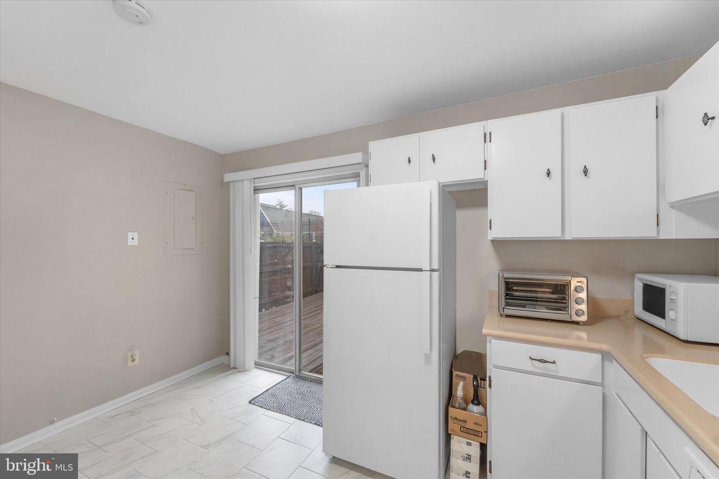 4139 PLACID LAKE CT #UNIT #53-F, CHANTILLY, Virginia 20151, 2 Bedrooms Bedrooms, 7 Rooms Rooms,1 BathroomBathrooms,Residential,For sale,4139 PLACID LAKE CT #UNIT #53-F,VAFX2283766 MLS # VAFX2283766