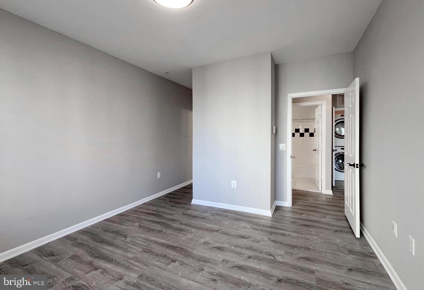 11319 ARISTOTLE DR #3-106, FAIRFAX, Virginia 22030, 2 Bedrooms Bedrooms, ,2 BathroomsBathrooms,Residential,For sale,11319 ARISTOTLE DR #3-106,VAFX2283812 MLS # VAFX2283812