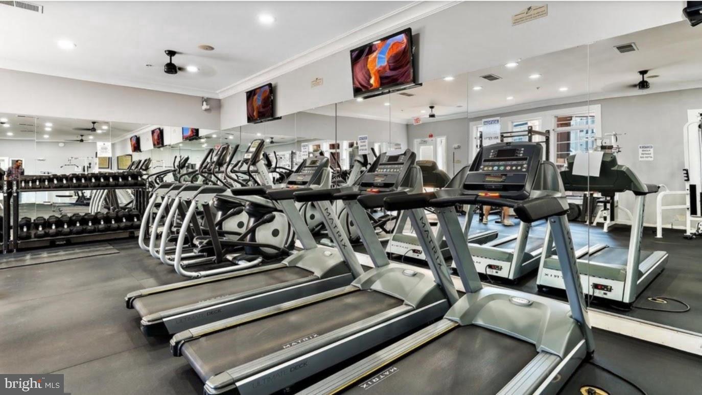 11319 ARISTOTLE DR #3-106, FAIRFAX, Virginia 22030, 2 Bedrooms Bedrooms, ,2 BathroomsBathrooms,Residential,For sale,11319 ARISTOTLE DR #3-106,VAFX2283812 MLS # VAFX2283812