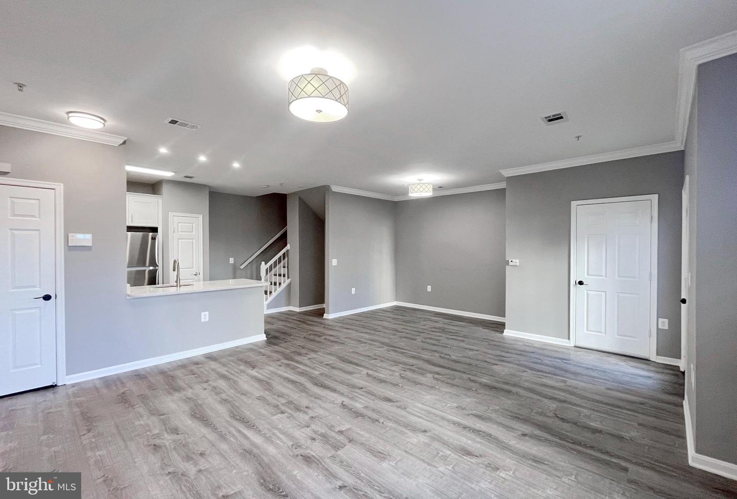 11319 ARISTOTLE DR #3-106, FAIRFAX, Virginia 22030, 2 Bedrooms Bedrooms, ,2 BathroomsBathrooms,Residential,For sale,11319 ARISTOTLE DR #3-106,VAFX2283812 MLS # VAFX2283812