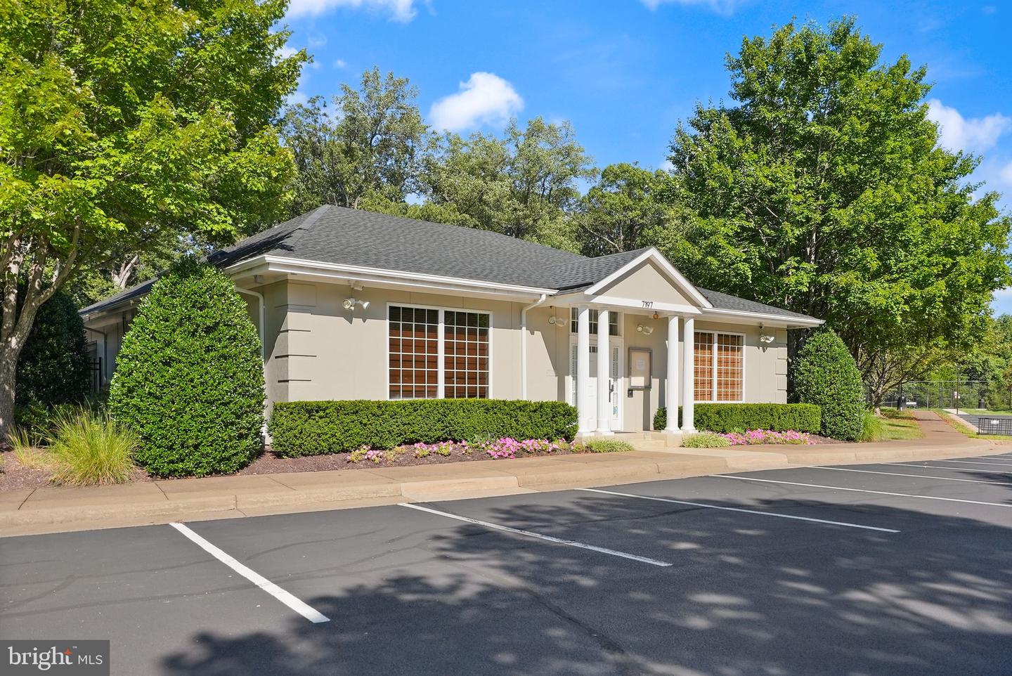 7483 LAKE WILLOW CT, WARRENTON, Virginia 20187, 7 Bedrooms Bedrooms, ,5 BathroomsBathrooms,Residential,For sale,7483 LAKE WILLOW CT,VAFQ2020030 MLS # VAFQ2020030 7483 LAKE WILLOW CT, WARRENTON, Virginia 20187, 7 Bedrooms Bedrooms, ,5 BathroomsBathrooms,Residential,For sale,7483 LAKE WILLOW CT,VAFQ2020030 MLS # VAFQ2020030