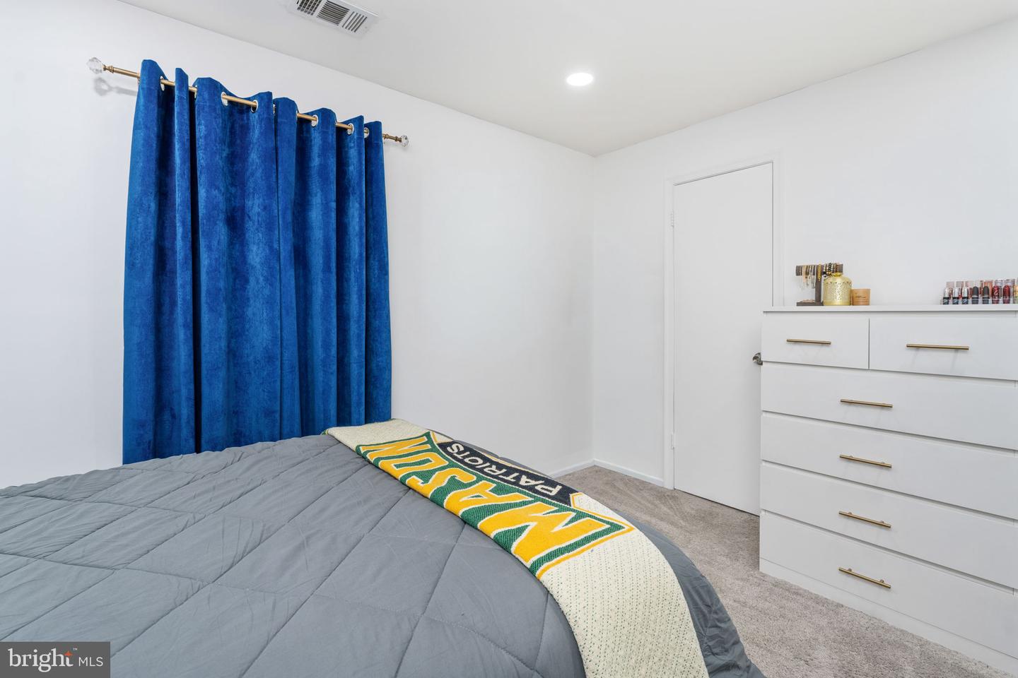 2835 MADEIRA CT, WOODBRIDGE, Virginia 22192, 2 Bedrooms Bedrooms, ,1 BathroomBathrooms,Residential,For sale,2835 MADEIRA CT,VAPW2109836 MLS # VAPW2109836