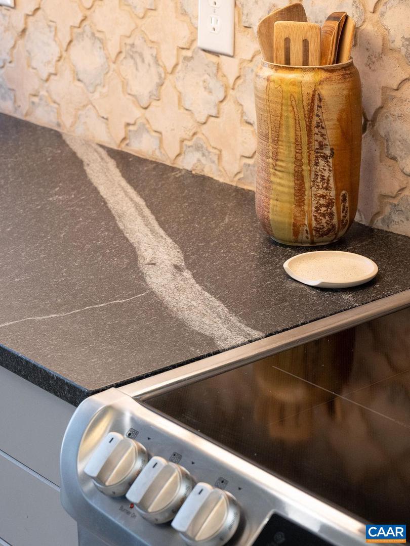 349 NW 10TH ST, CHARLOTTESVILLE, Virginia 22903, 3 Bedrooms Bedrooms, ,2 BathroomsBathrooms,Residential,For sale,349 NW 10TH ST,672141 MLS # 672141 349 NW 10TH ST, CHARLOTTESVILLE, Virginia 22903, 3 Bedrooms Bedrooms, ,2 BathroomsBathrooms,Residential,For sale,349 NW 10TH ST,672141 MLS # 672141