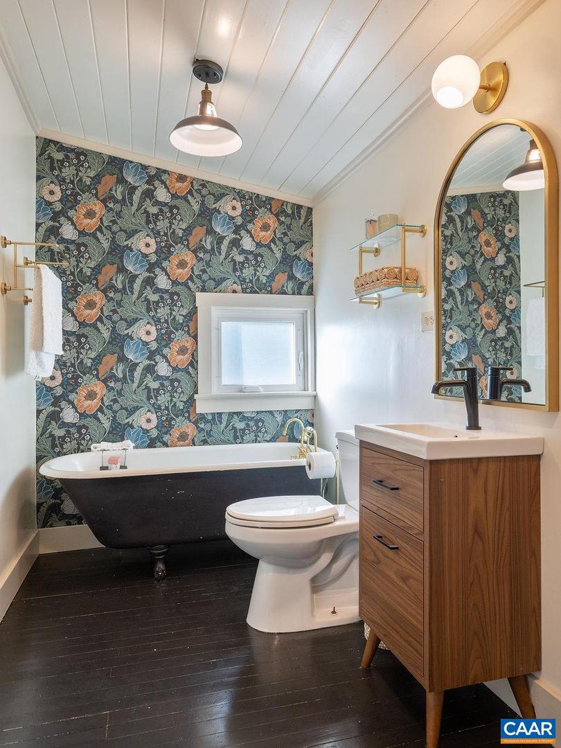 349 NW 10TH ST, CHARLOTTESVILLE, Virginia 22903, 3 Bedrooms Bedrooms, ,2 BathroomsBathrooms,Residential,For sale,349 NW 10TH ST,672141 MLS # 672141 349 NW 10TH ST, CHARLOTTESVILLE, Virginia 22903, 3 Bedrooms Bedrooms, ,2 BathroomsBathrooms,Residential,For sale,349 NW 10TH ST,672141 MLS # 672141