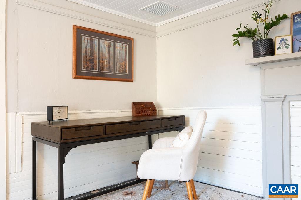 349 NW 10TH ST, CHARLOTTESVILLE, Virginia 22903, 3 Bedrooms Bedrooms, ,2 BathroomsBathrooms,Residential,For sale,349 NW 10TH ST,672141 MLS # 672141 349 NW 10TH ST, CHARLOTTESVILLE, Virginia 22903, 3 Bedrooms Bedrooms, ,2 BathroomsBathrooms,Residential,For sale,349 NW 10TH ST,672141 MLS # 672141