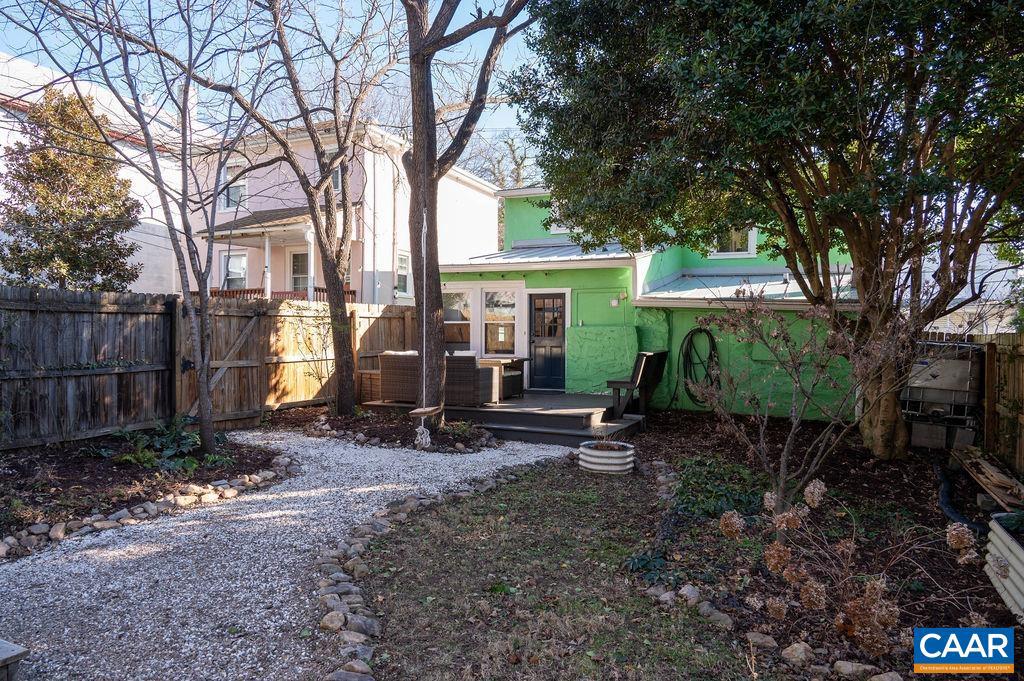 349 NW 10TH ST, CHARLOTTESVILLE, Virginia 22903, 3 Bedrooms Bedrooms, ,2 BathroomsBathrooms,Residential,For sale,349 NW 10TH ST,672141 MLS # 672141 349 NW 10TH ST, CHARLOTTESVILLE, Virginia 22903, 3 Bedrooms Bedrooms, ,2 BathroomsBathrooms,Residential,For sale,349 NW 10TH ST,672141 MLS # 672141