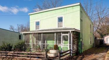 349 NW 10TH ST, CHARLOTTESVILLE, Virginia 22903, 3 Bedrooms Bedrooms, ,2 BathroomsBathrooms,Residential,For sale,349 NW 10TH ST,672141 MLS # 672141