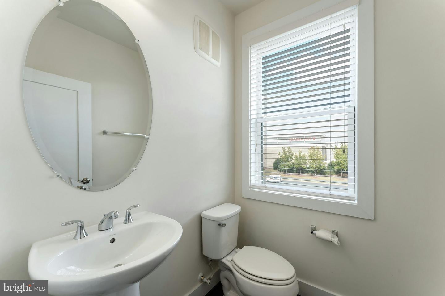 44750 TIVERTON SQ, ASHBURN, Virginia 20147, 3 Bedrooms Bedrooms, ,2 BathroomsBathrooms,Residential,For sale,44750 TIVERTON SQ,VALO2113254 MLS # VALO2113254