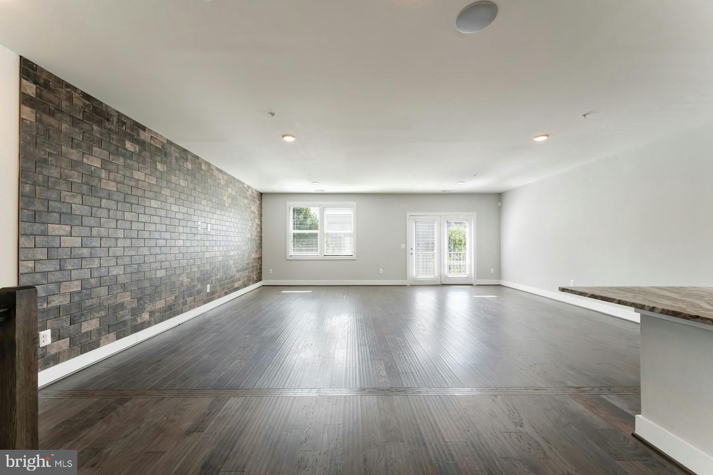 44750 TIVERTON SQ, ASHBURN, Virginia 20147, 3 Bedrooms Bedrooms, ,2 BathroomsBathrooms,Residential,For sale,44750 TIVERTON SQ,VALO2113254 MLS # VALO2113254