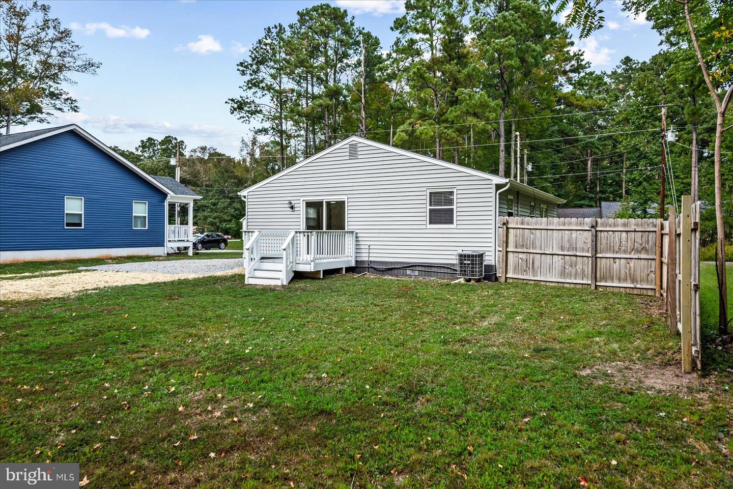 218 CIRCLE LN, COLONIAL BEACH, Virginia 22443, 3 Bedrooms Bedrooms, ,2 BathroomsBathrooms,Residential,For sale,218 CIRCLE LN,VAWE2010296 MLS # VAWE2010296