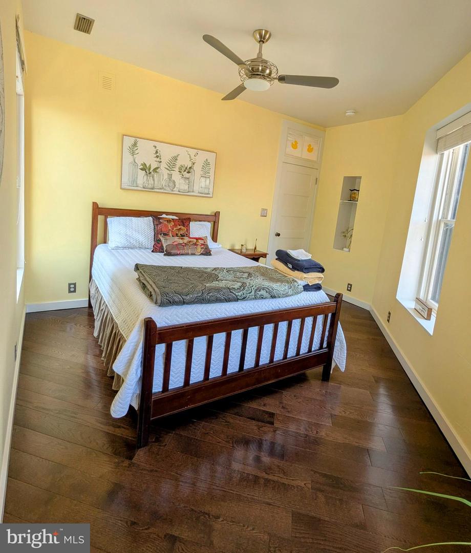 215 W CLAY ST, RICHMOND, Virginia 23220, ,Land,For sale,215 W CLAY ST,VARC2000766 MLS # VARC2000766