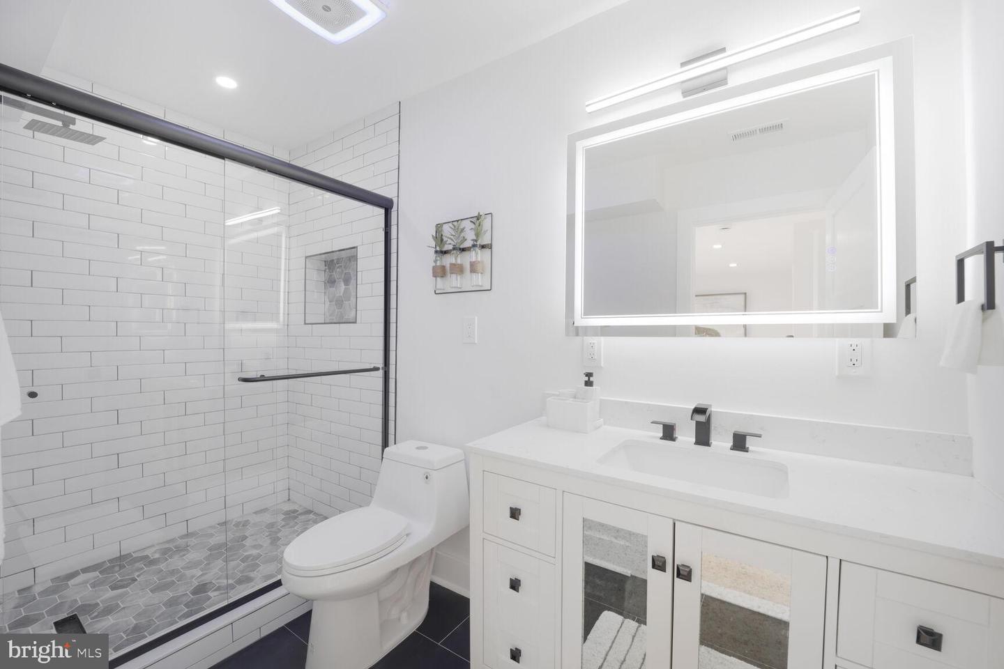 3309 22ND ST NE, WASHINGTON, District Of Columbia 20018, 4 Bedrooms Bedrooms, ,3 BathroomsBathrooms,Residential,For sale,3309 22ND ST NE,DCDC2193836 MLS # DCDC2193836