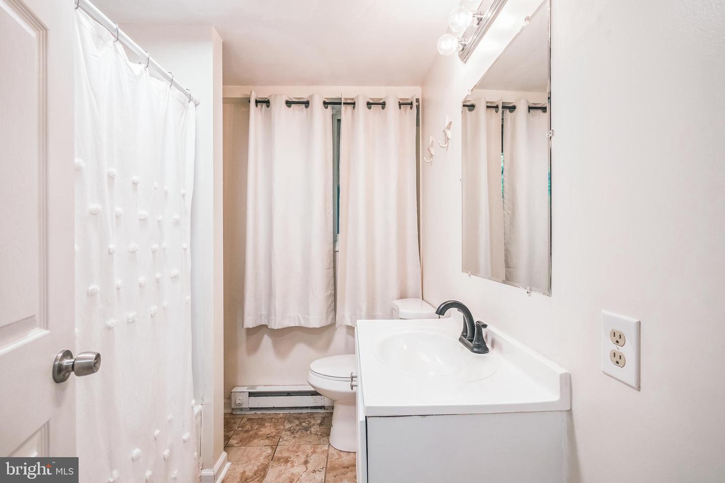 94 DEER TRL, MOUNT JACKSON, Virginia 22842, 3 Bedrooms Bedrooms, ,2 BathroomsBathrooms,Residential,For sale,94 DEER TRL,VASH2011514 MLS # VASH2011514