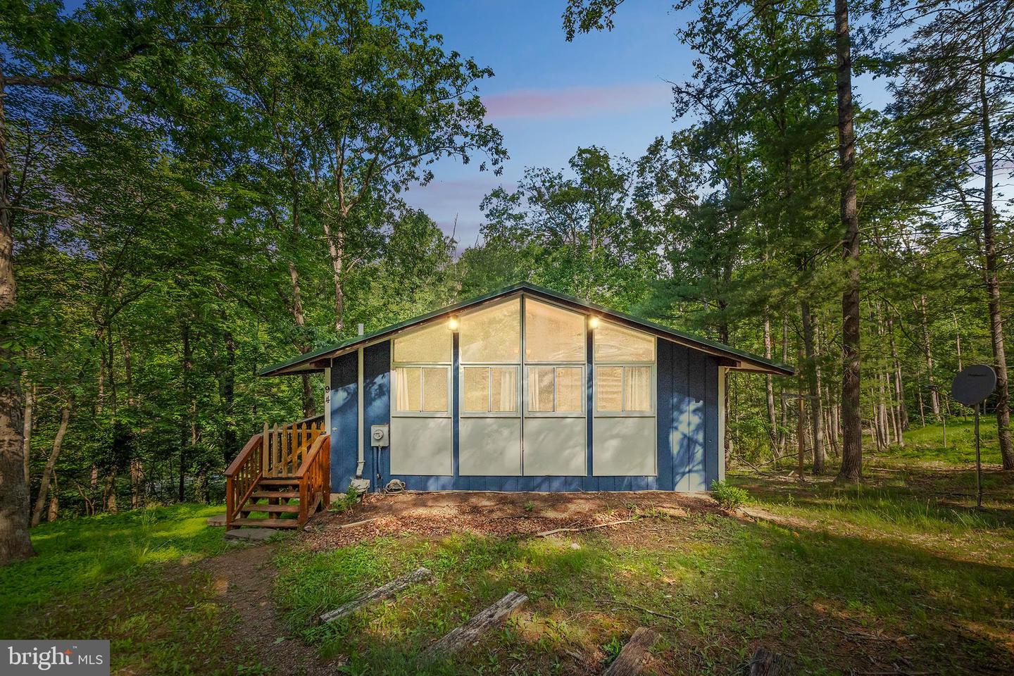 94 DEER TRL, MOUNT JACKSON, Virginia 22842, 3 Bedrooms Bedrooms, ,2 BathroomsBathrooms,Residential,For sale,94 DEER TRL,VASH2011514 MLS # VASH2011514