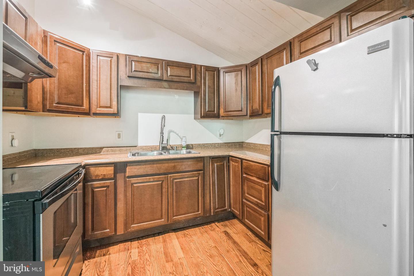 94 DEER TRL, MOUNT JACKSON, Virginia 22842, 3 Bedrooms Bedrooms, ,2 BathroomsBathrooms,Residential,For sale,94 DEER TRL,VASH2011514 MLS # VASH2011514