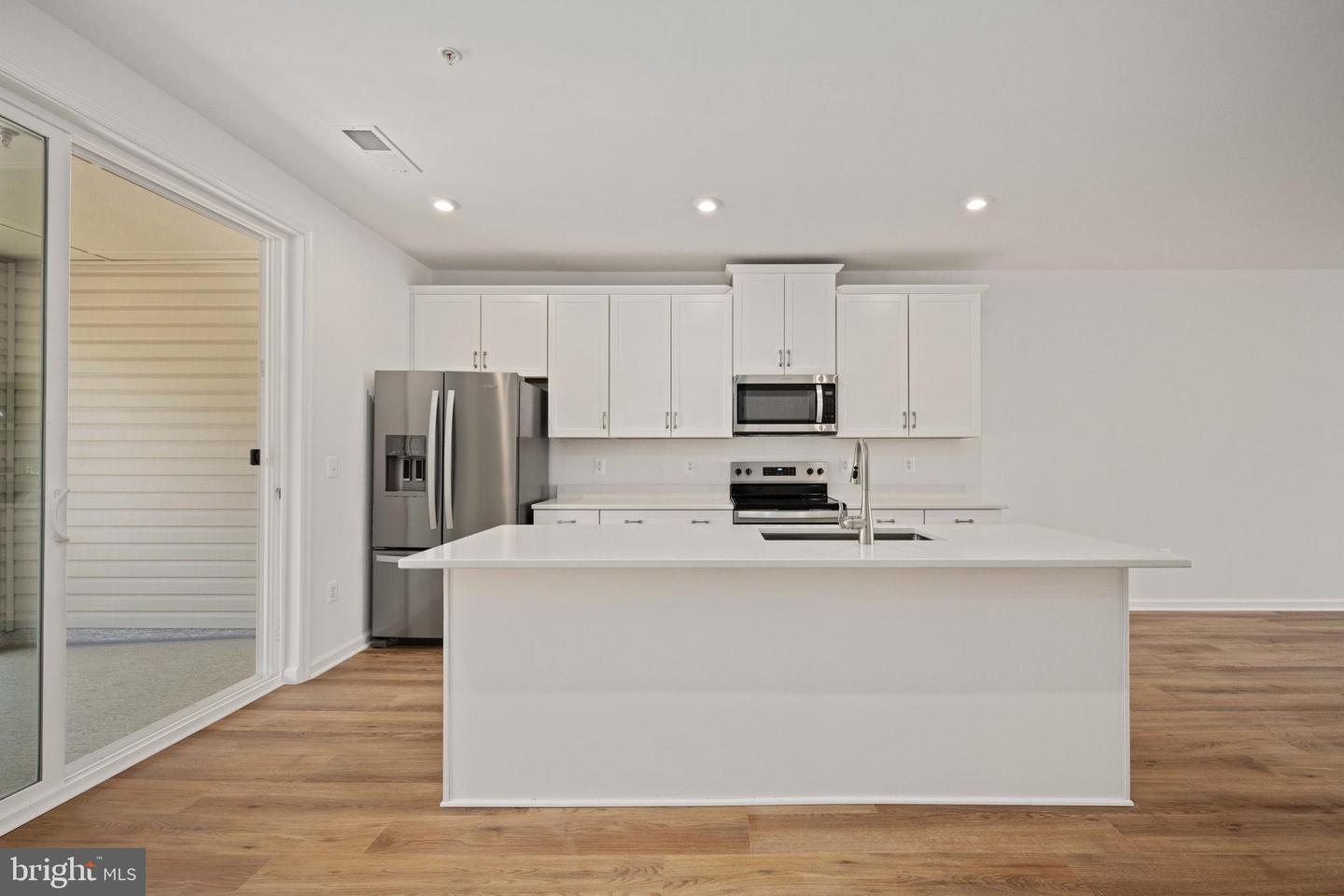 2636 NEABSCO COMMON PL, WOODBRIDGE, Virginia 22191, 3 Bedrooms Bedrooms, ,2 BathroomsBathrooms,Residential,For sale,2636 NEABSCO COMMON PL,VAPW2096618 MLS # VAPW2096618