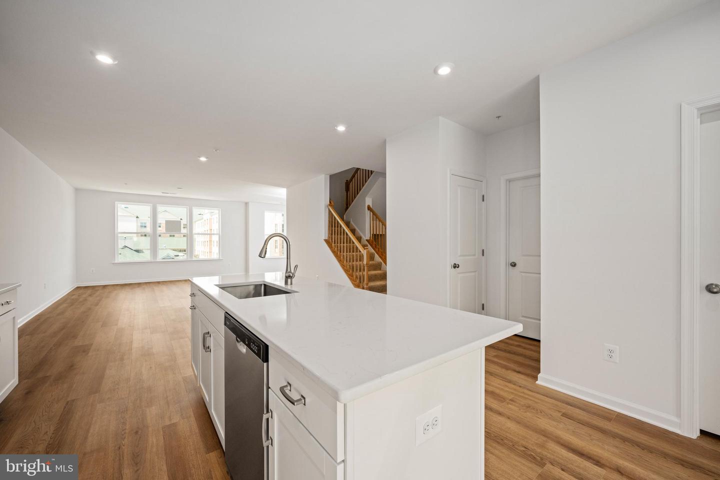 2636 NEABSCO COMMON PL, WOODBRIDGE, Virginia 22191, 3 Bedrooms Bedrooms, ,2 BathroomsBathrooms,Residential,For sale,2636 NEABSCO COMMON PL,VAPW2096618 MLS # VAPW2096618