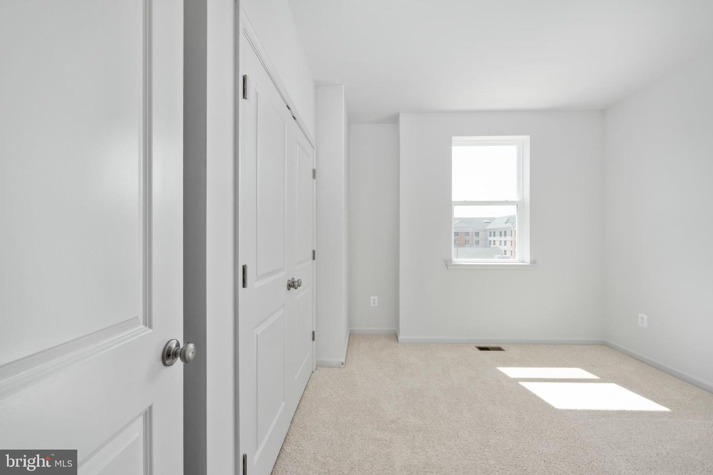 2636 NEABSCO COMMON PL, WOODBRIDGE, Virginia 22191, 3 Bedrooms Bedrooms, ,2 BathroomsBathrooms,Residential,For sale,2636 NEABSCO COMMON PL,VAPW2096618 MLS # VAPW2096618