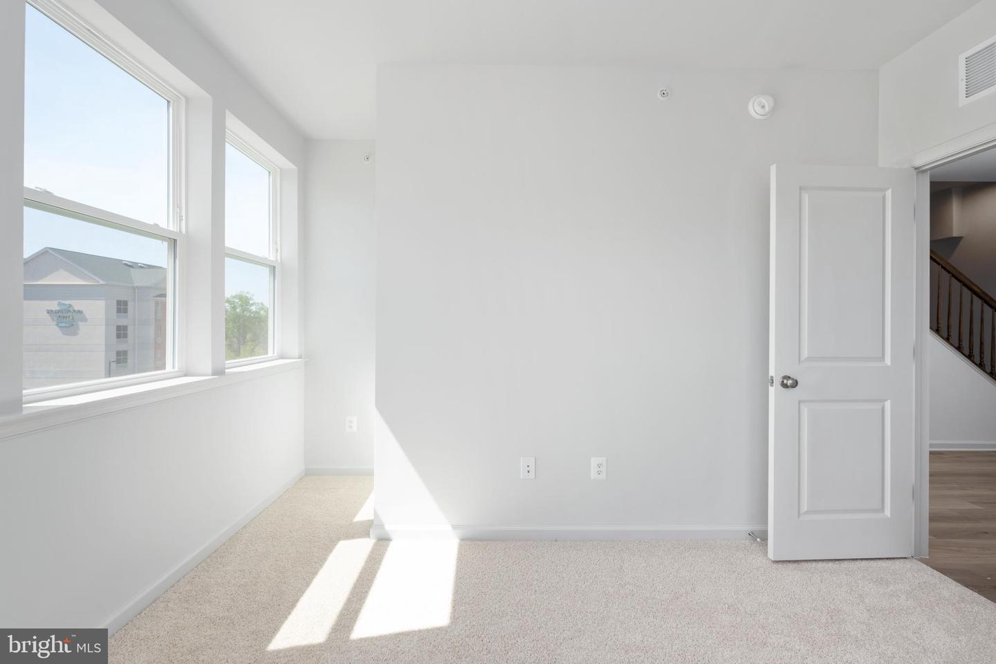 2636 NEABSCO COMMON PL, WOODBRIDGE, Virginia 22191, 3 Bedrooms Bedrooms, ,2 BathroomsBathrooms,Residential,For sale,2636 NEABSCO COMMON PL,VAPW2096618 MLS # VAPW2096618