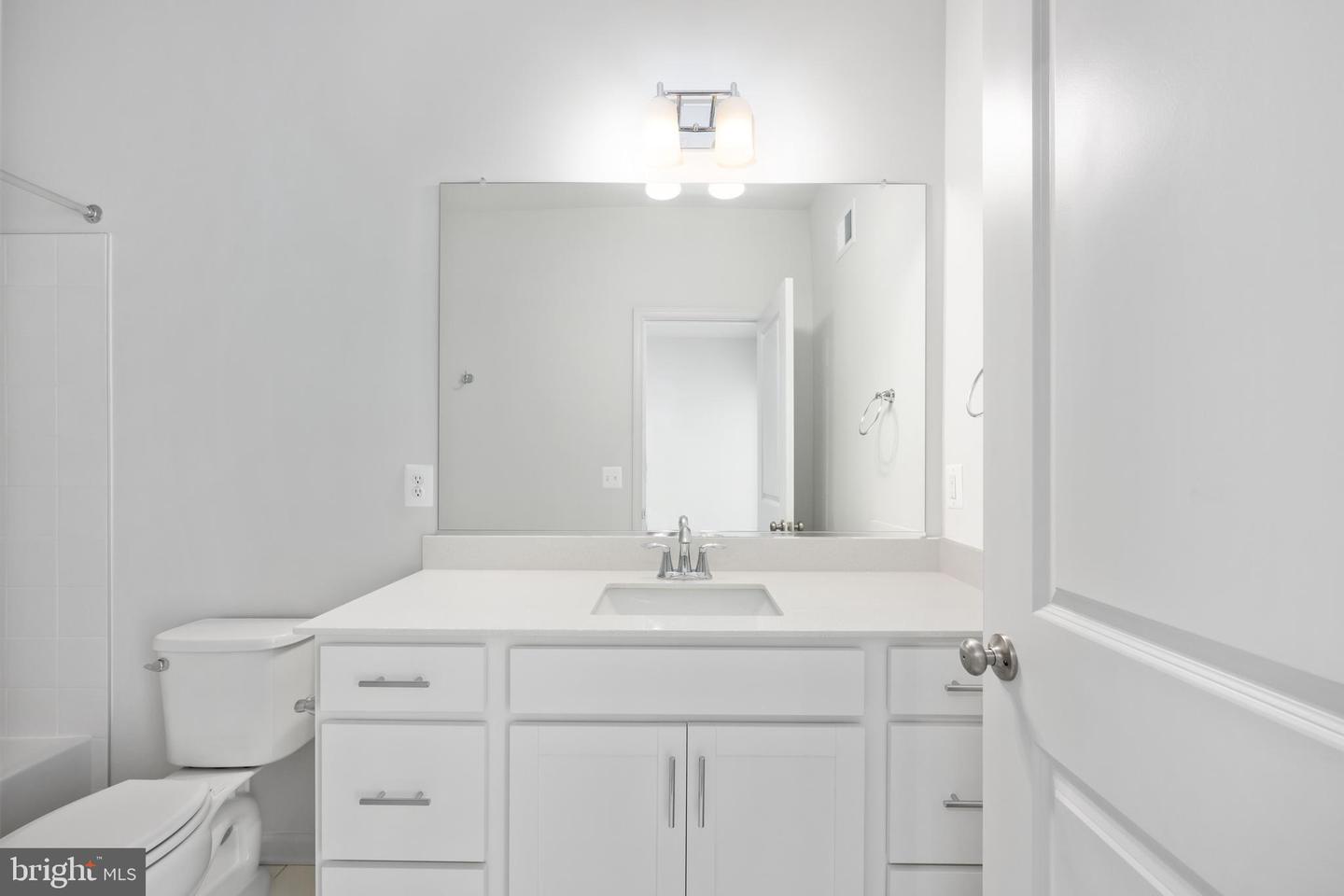 2636 NEABSCO COMMON PL, WOODBRIDGE, Virginia 22191, 3 Bedrooms Bedrooms, ,2 BathroomsBathrooms,Residential,For sale,2636 NEABSCO COMMON PL,VAPW2096618 MLS # VAPW2096618