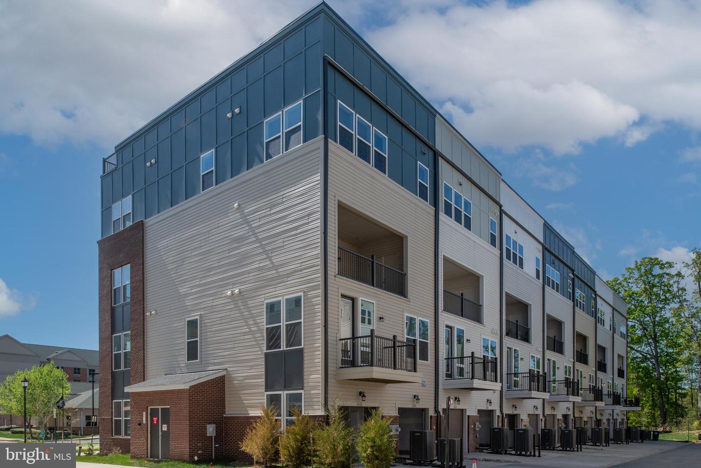 2636 NEABSCO COMMON PL, WOODBRIDGE, Virginia 22191, 3 Bedrooms Bedrooms, ,2 BathroomsBathrooms,Residential,For sale,2636 NEABSCO COMMON PL,VAPW2096618 MLS # VAPW2096618