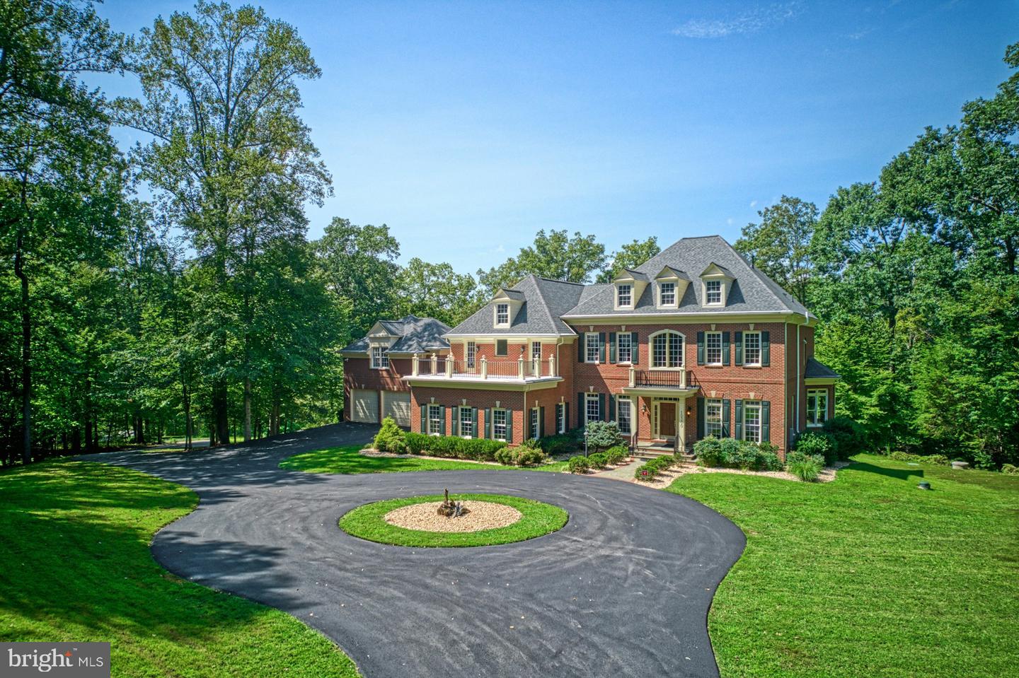 10300 HAMPTON RD, FAIRFAX STATION, Virginia 22039, 6 Bedrooms Bedrooms, ,5 BathroomsBathrooms,Residential,For sale,10300 HAMPTON RD,VAFX2246718 MLS # VAFX2246718